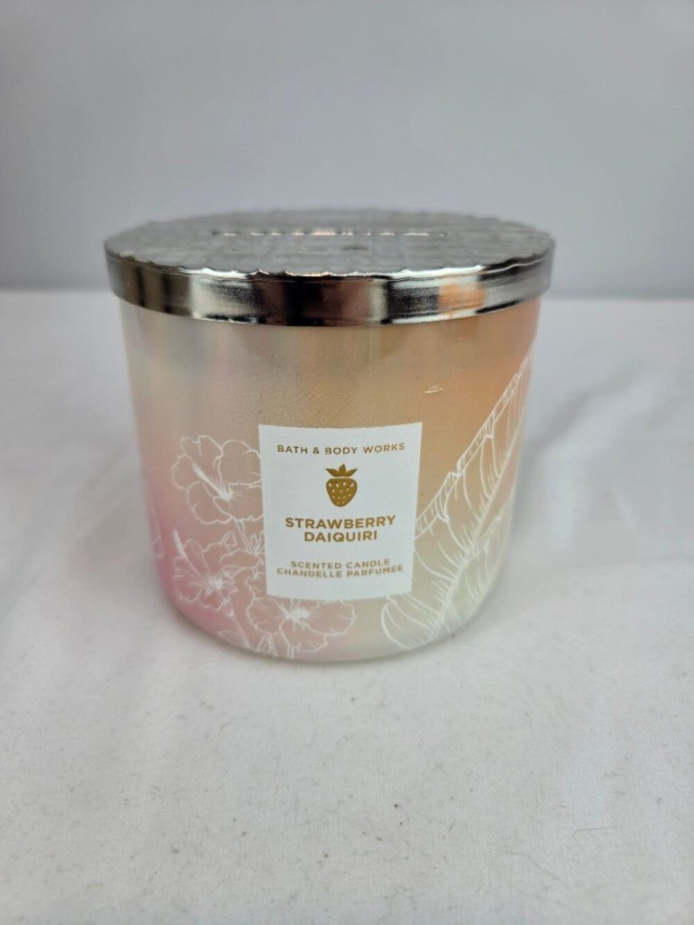 Bath & Body Works Strawberry Daiquiri 3-Wick Candle 14.5 oz NEW